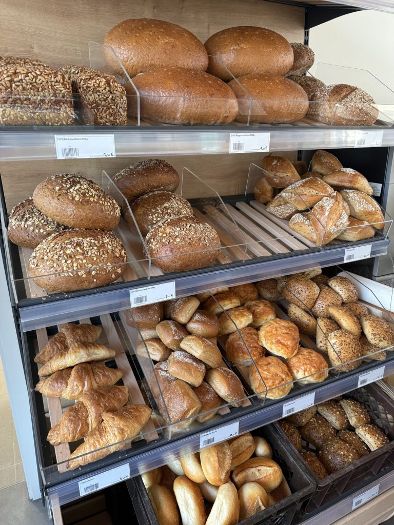 Brötchen und Brotsortiment